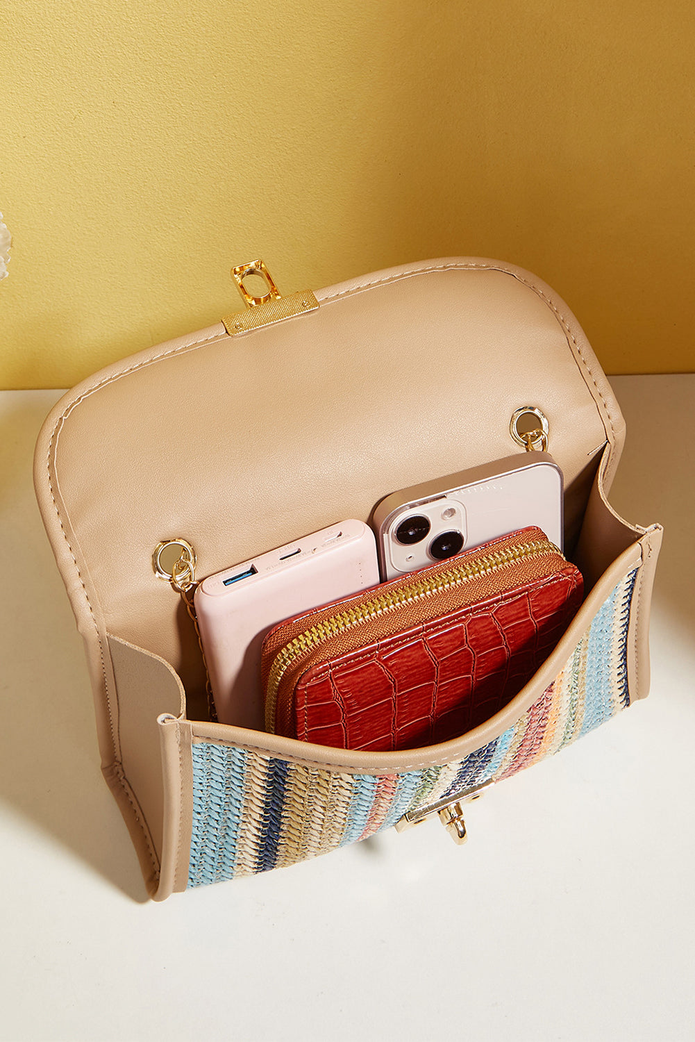 Threaded Truth — C2C Crochet Flap Bag